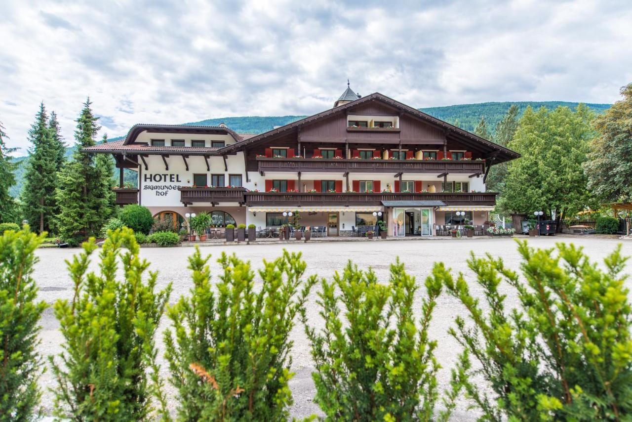 Hotel Sigmunderhof Chienes Ngoại thất bức ảnh