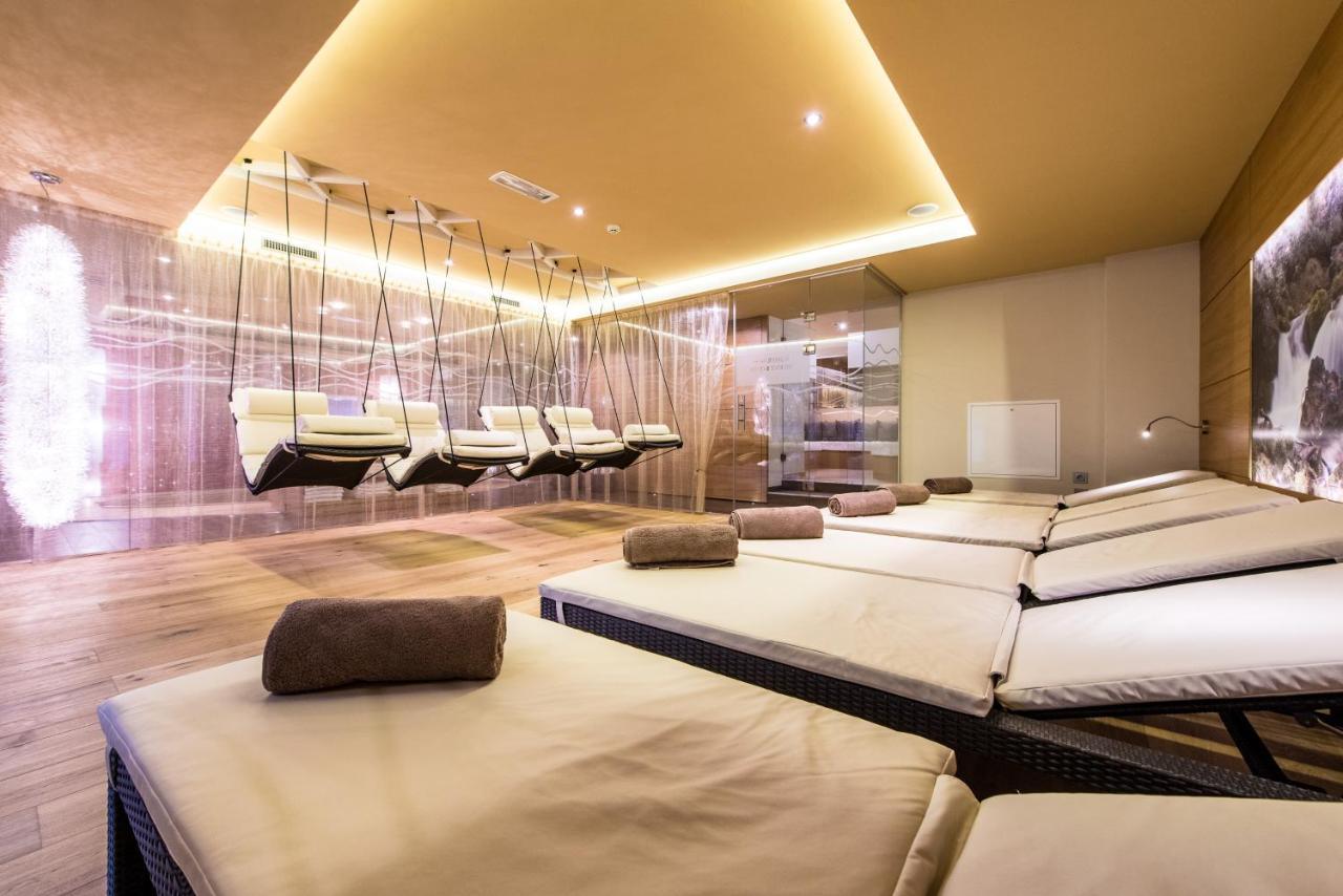 Hotel Sigmunderhof Chienes Ngoại thất bức ảnh